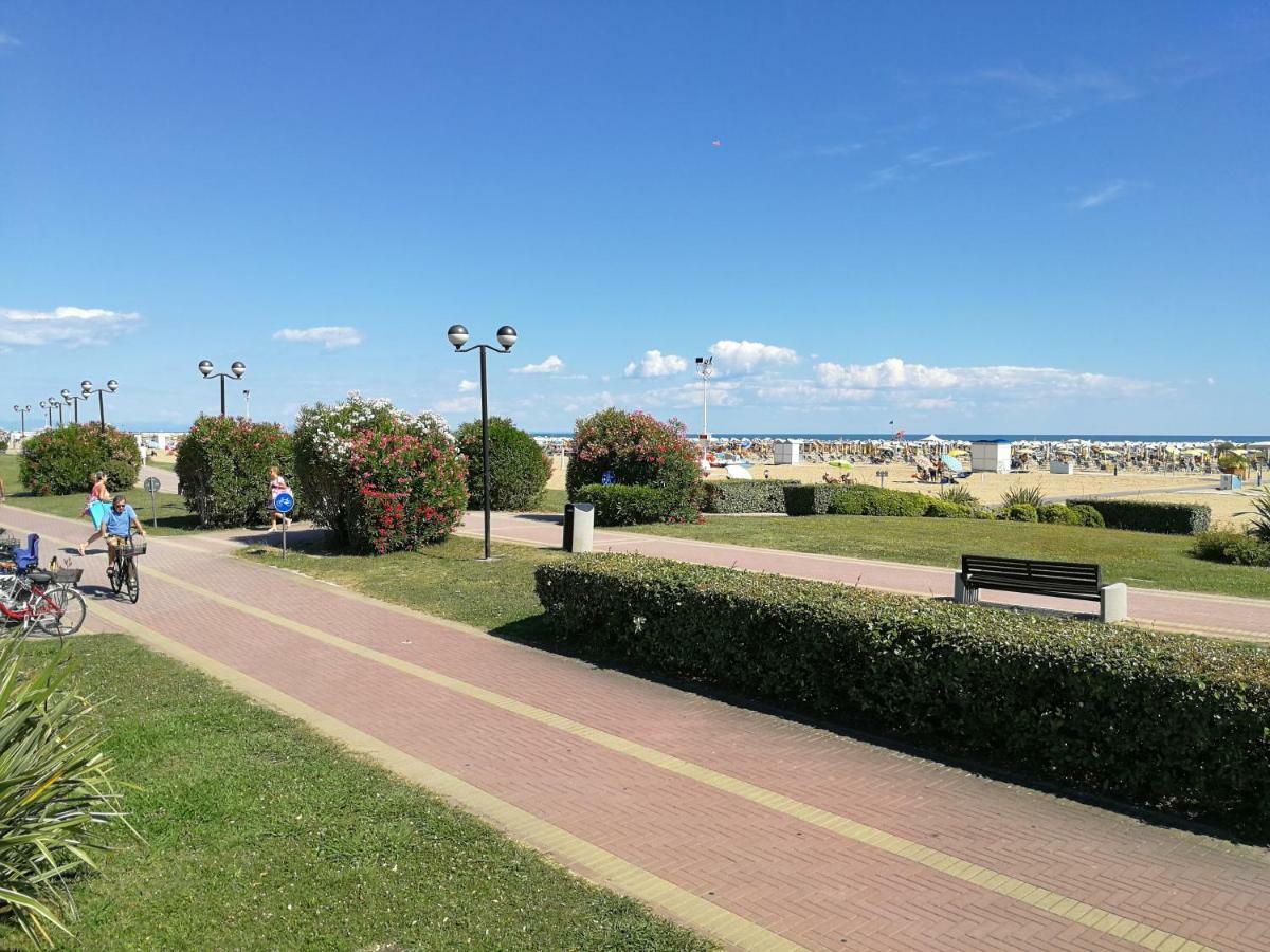 Condominio Simma Bibione Buitenkant foto